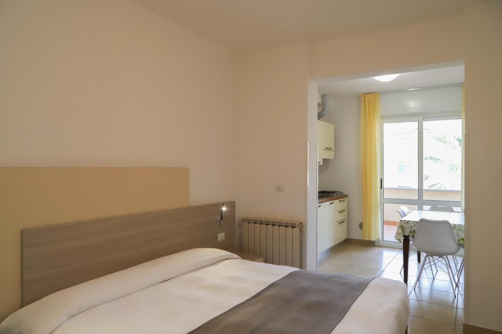 Hotel Residence La Palma ฟีนาเลลีกูเร ภายนอก รูปภาพ